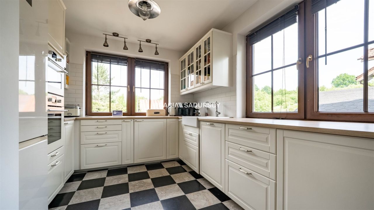 dom szeregowy, 6 pokoi Zabawa. Zdjęcie 7