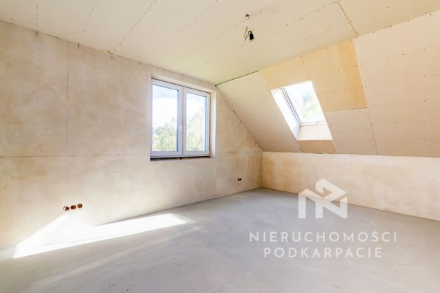 dom wolnostojący, 5 pokoi Nowy Borek. Zdjęcie 19