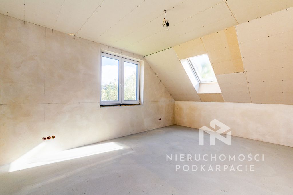 dom wolnostojący, 5 pokoi Nowy Borek. Zdjęcie 19