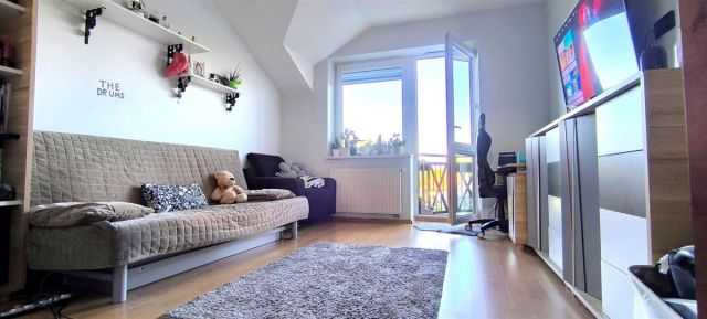 Mieszkanie 3-pokojowe Pabianice. Zdjęcie 2