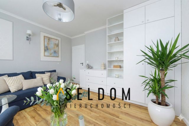 Mieszkanie 2-pokojowe Wrocław, ul. Komuny Paryskiej. Zdjęcie 2