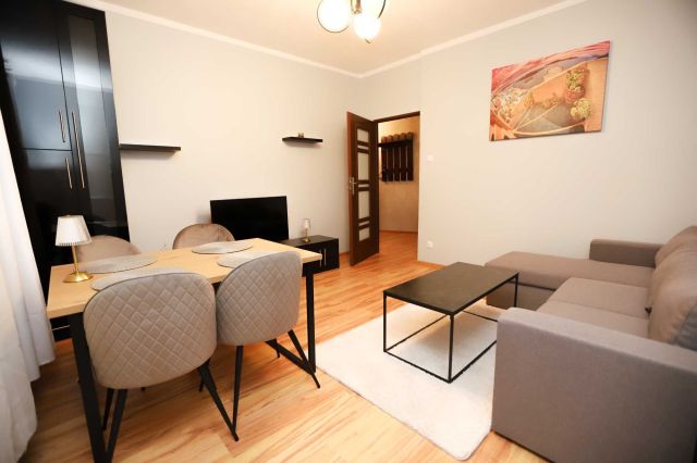 Mieszkanie 2-pokojowe Bolesławiec Centrum. Zdjęcie 1