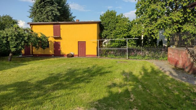 dom wolnostojący, 3 pokoje Sulmierzyce, ul. Południowa. Zdjęcie 3