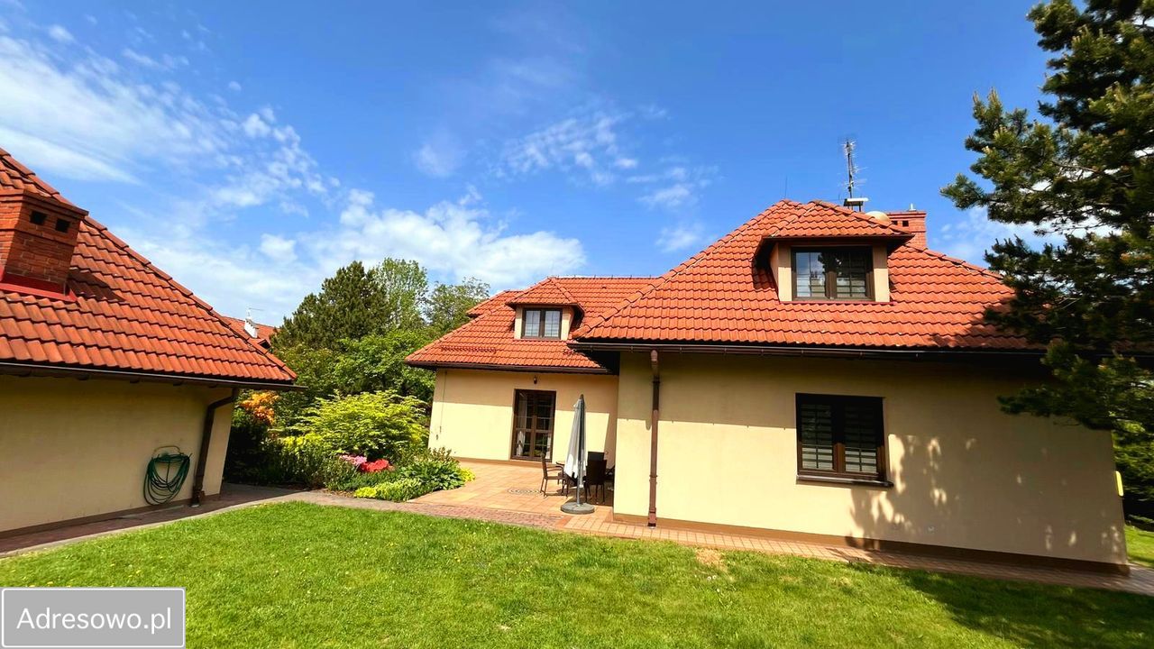 dom wolnostojący, 4 pokoje Ustroń