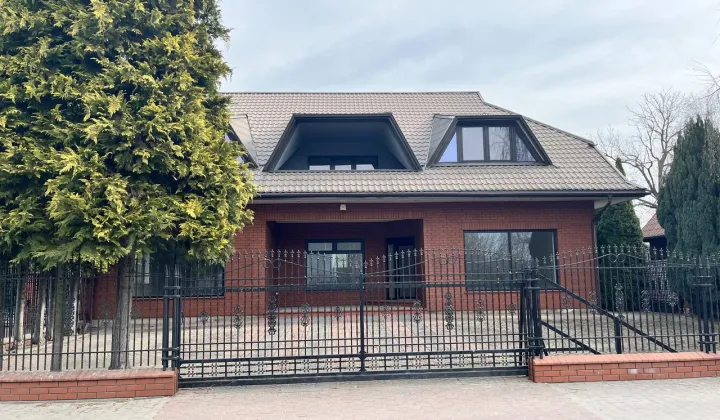 dom wolnostojący Promna