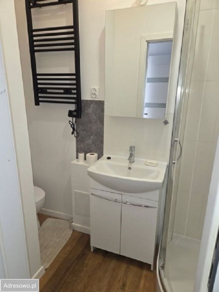 dom wolnostojący, 2 pokoje Blizne Jasińskiego. Zdjęcie 3