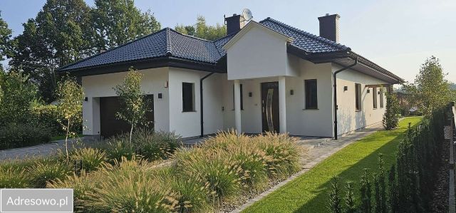 dom wolnostojący, 5 pokoi Marianka. Zdjęcie 1