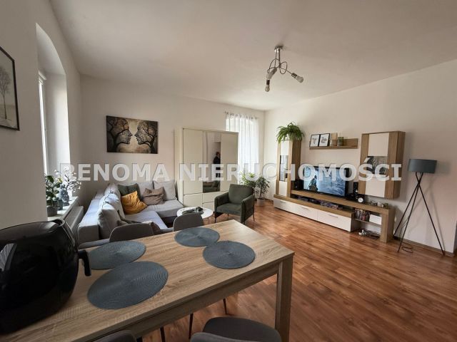 Mieszkanie 3-pokojowe Szczawno-Zdrój. Zdjęcie 1