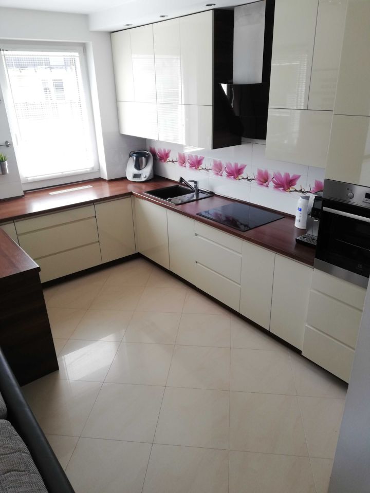 Mieszkanie 3-pokojowe Szczytno, ul. Królowej Jadwigi. Zdjęcie 2