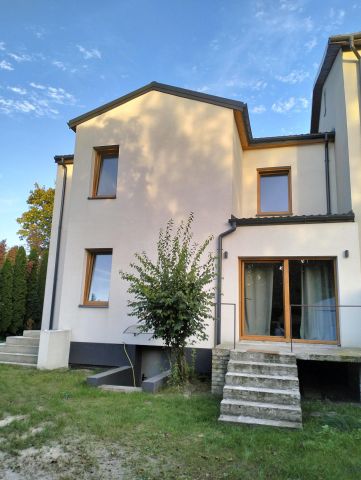 bliźniak, 7 pokoi Pruszków Żbików, ul. Kolejowa. Zdjęcie 1