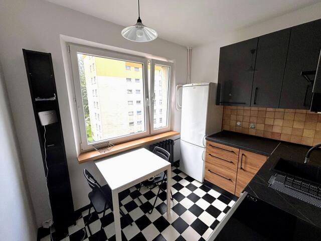 Mieszkanie 3-pokojowe Katowice os. Witosa, ul. Wincentego Witosa. Zdjęcie 4