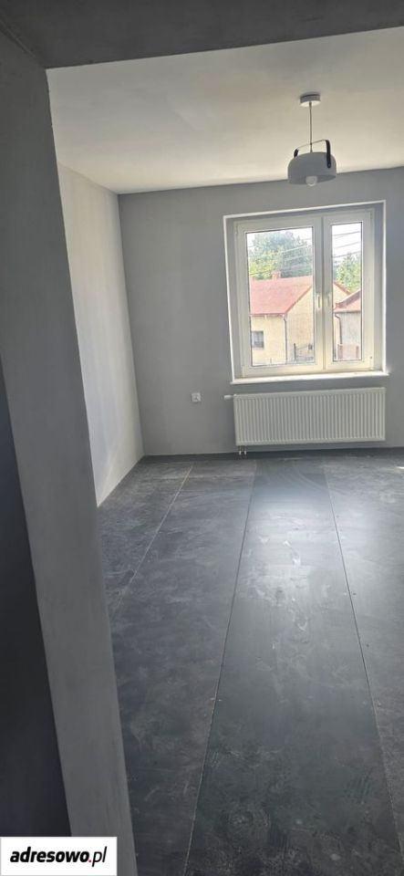 dom wolnostojący, 10 pokoi Miasteczko Śląskie, ul. Kazimierza Przerwy-Tetmajera. Zdjęcie 3