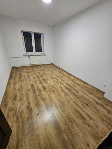 Mieszkanie 3-pokojowe Opole Nadodrze, ul. Niemodlińska. Zdjęcie 1