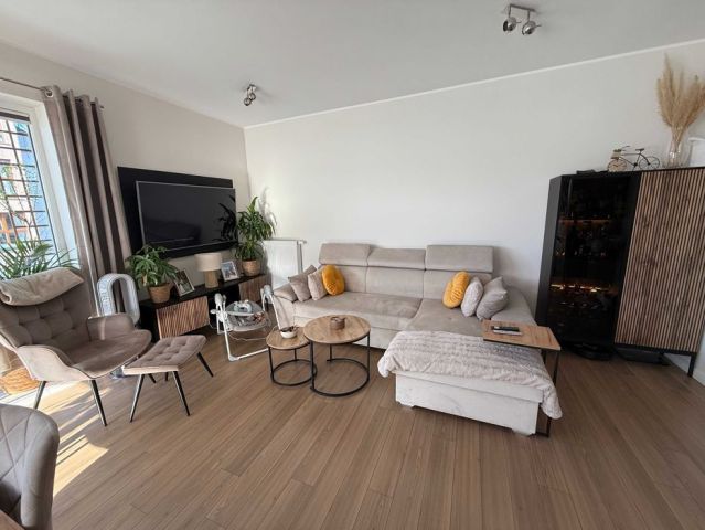 Mieszkanie 3-pokojowe Zielona Góra, ul. Franciszka Rzeźniczaka. Zdjęcie 1