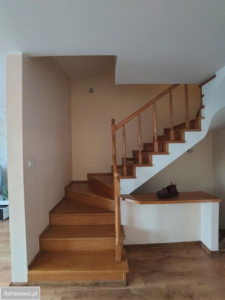 dom szeregowy, 4 pokoje Bełchatów. Zdjęcie 5