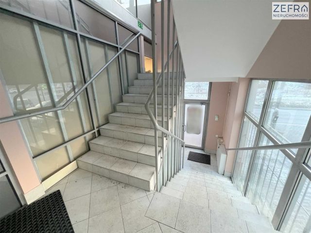 Biuro Kraków Prądnik Biały, ul. Opolska. Zdjęcie 12