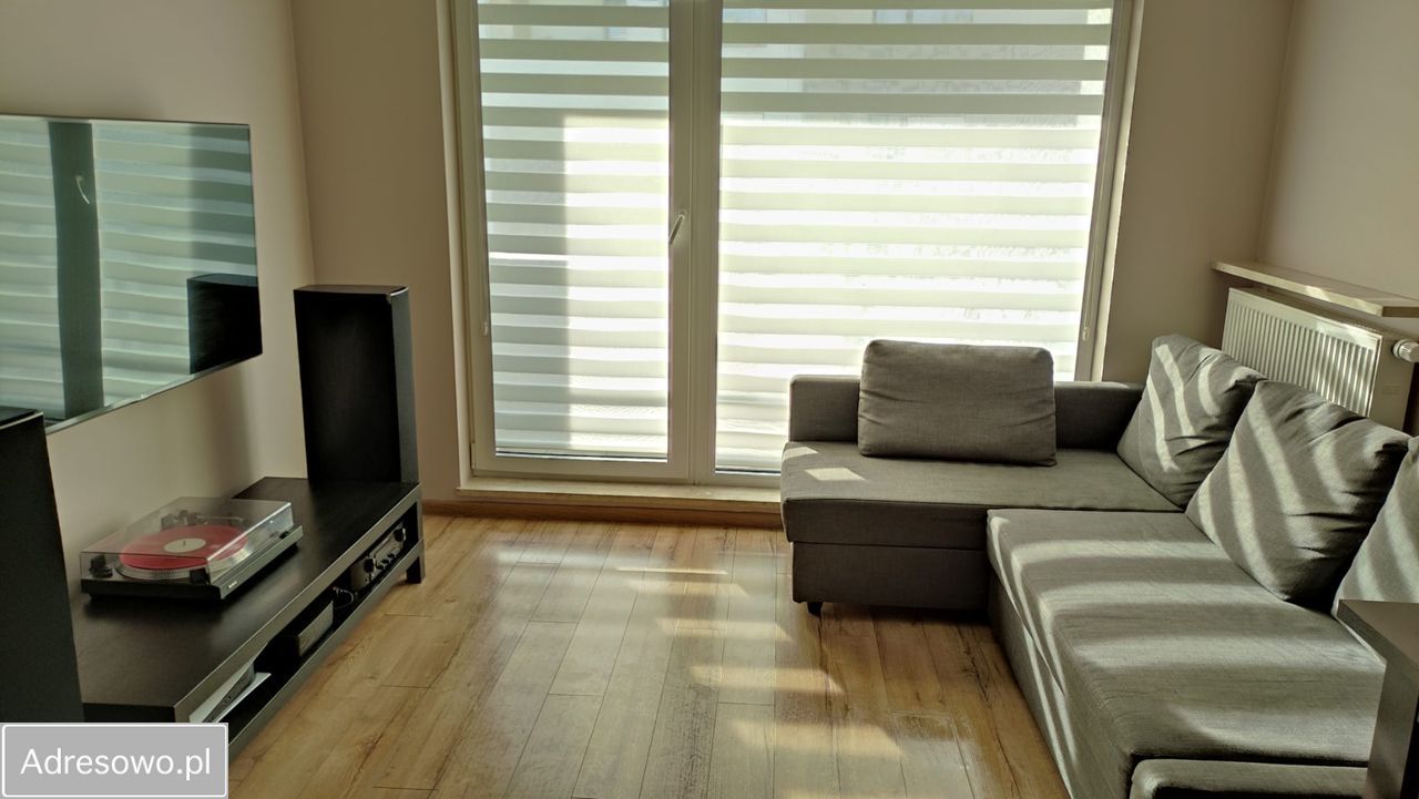 Mieszkanie 3-pokojowe Warszawa Targówek, ul. Montwiłłowska. Zdjęcie 1