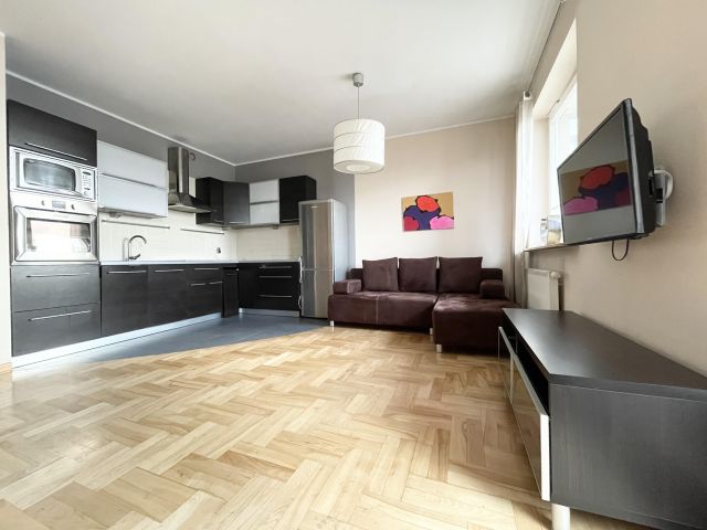 Mieszkanie 3-pokojowe Warszawa Praga-Południe, ul. Międzyborska. Zdjęcie 1