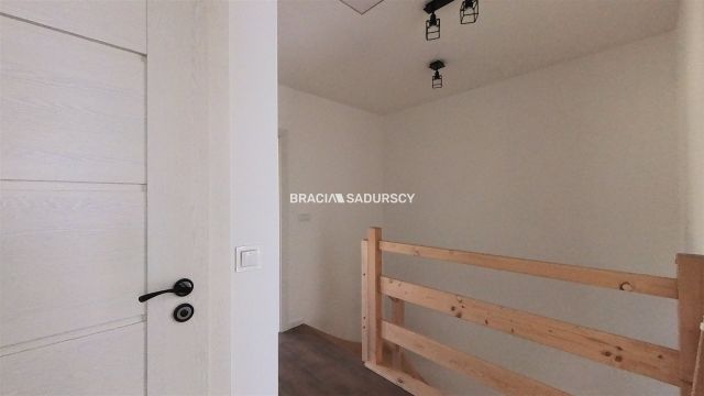 dom szeregowy, 5 pokoi Łodygowice, ul. Zielna. Zdjęcie 20