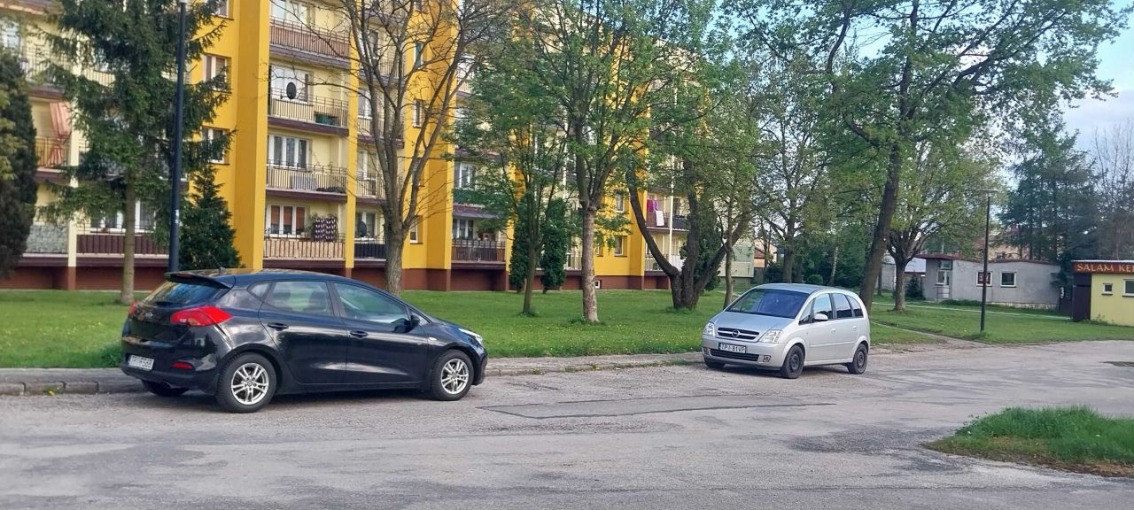 Lokal Pińczów, ul. Kazimierza Wielkiego. Zdjęcie 2