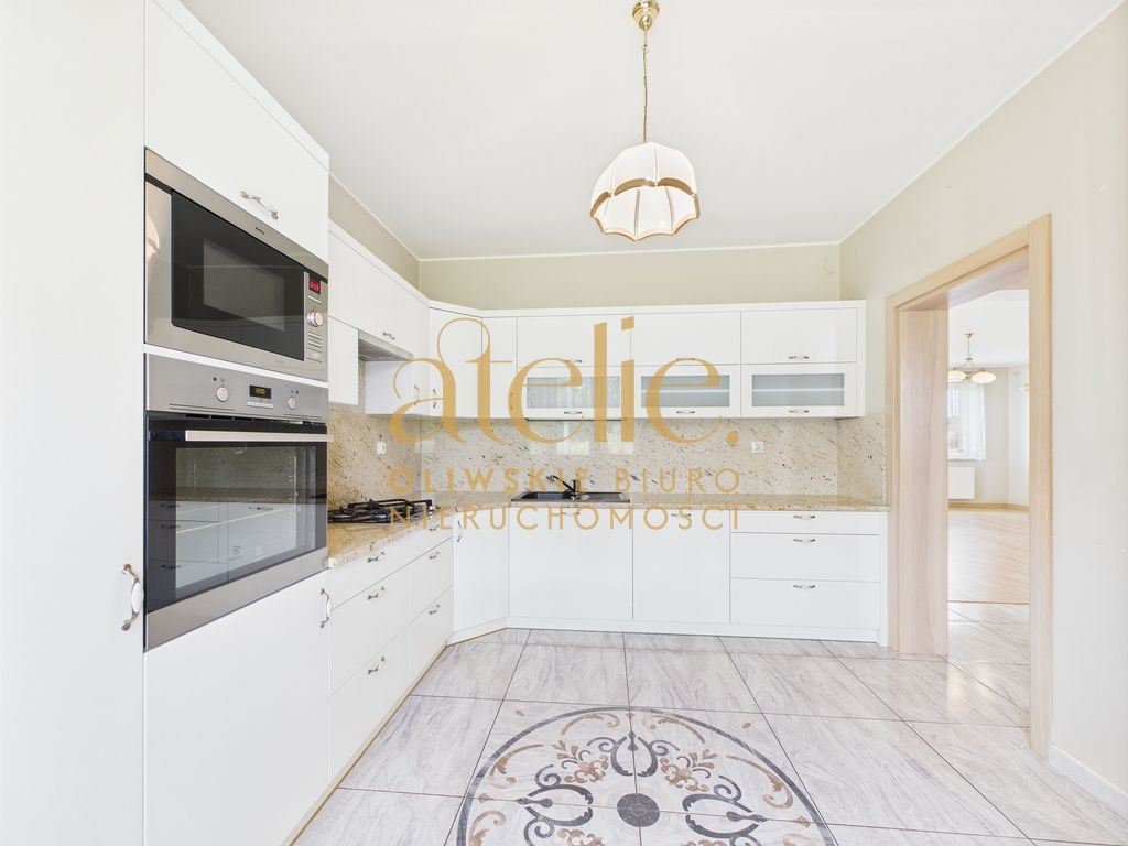 dom wolnostojący, 6 pokoi Luzino, ul. Długa. Zdjęcie 8