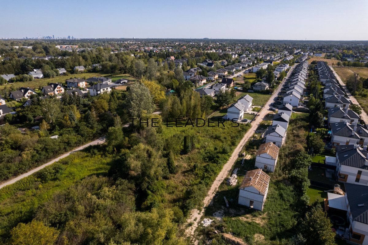 dom wolnostojący, 5 pokoi Łomianki. Zdjęcie 7