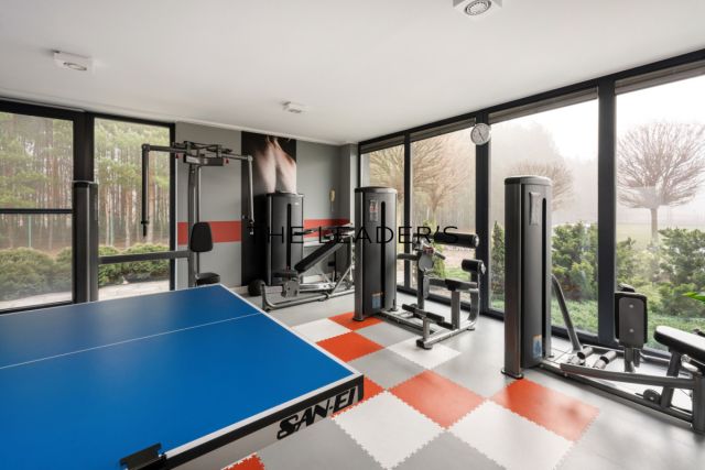 dom wolnostojący, 8 pokoi Kampinos. Zdjęcie 14