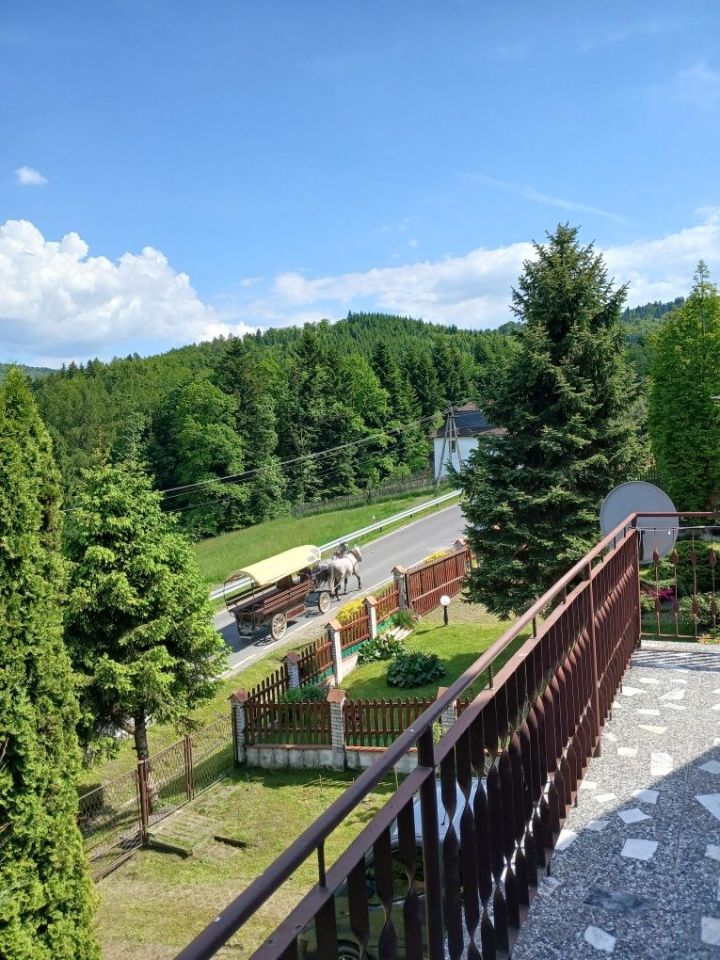 dom wolnostojący Targanice, os. Modrzewiowe. Zdjęcie 2