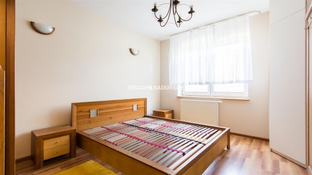 Mieszkanie 3-pokojowe Kraków Dębniki, ul. Komuny Paryskiej. Zdjęcie 4