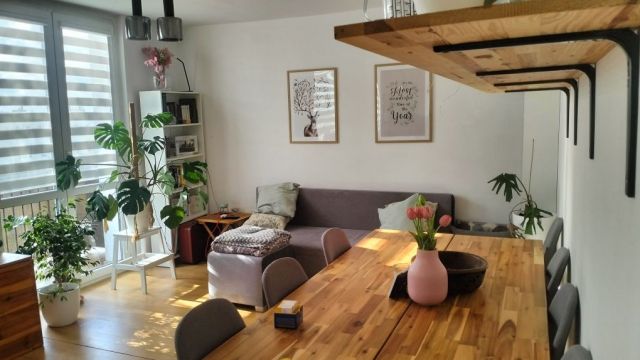 Mieszkanie 3-pokojowe Gniezno, ul. Budowlanych. Zdjęcie 1