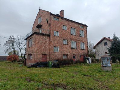 dom wolnostojący, 8 pokoi Stradlice Lolin. Zdjęcie 4