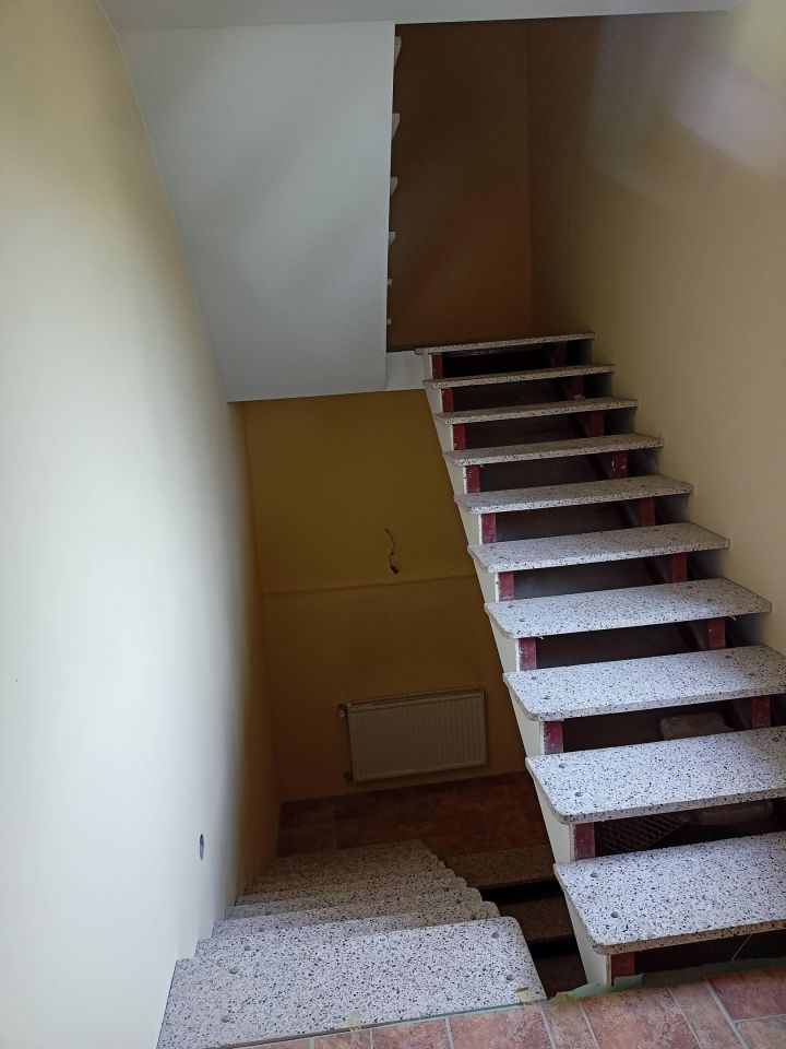 dom wolnostojący, 7 pokoi Brzozowiec, ul. Polna. Zdjęcie 19