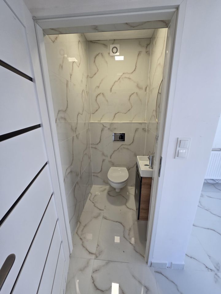 Lokal Pszczyna Osiedle Piastów, ul. Kazimierza Wielkiego. Zdjęcie 6