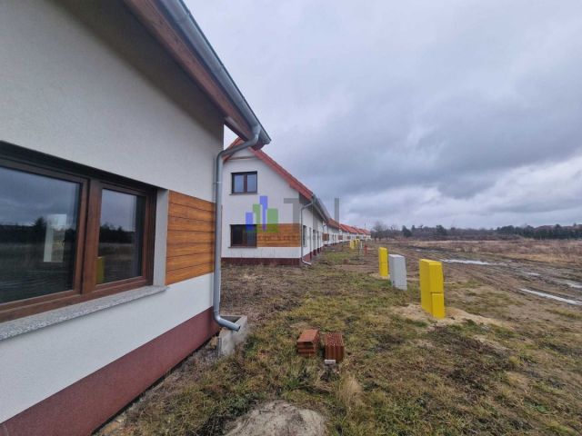 bliźniak, 3 pokoje Jelcz-Laskowice. Zdjęcie 14