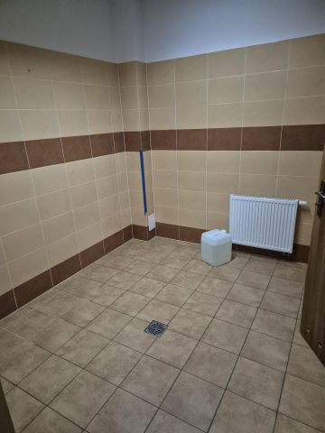 Hala/magazyn Gorlice Glinik Mariampolski, ul. Fryderyka Chopina. Zdjęcie 17
