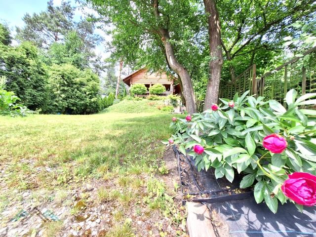 dom wolnostojący, 2 pokoje Klucze. Zdjęcie 2