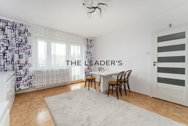 Mieszkanie 2-pokojowe Warszawa Gocław, ul. gen. Tadeusza Bora-Komorowskiego. Zdjęcie 1