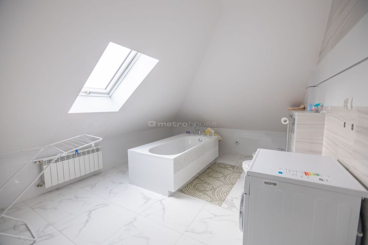 dom wolnostojący, 6 pokoi Leszczydół-Nowiny, ul. Wyszkowska. Zdjęcie 3