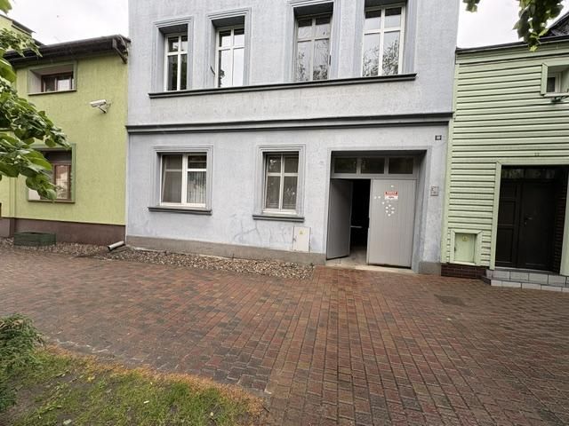 Mieszkanie 3-pokojowe Buk, pl. Stanisława Reszki. Zdjęcie 1