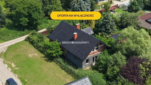 dom wolnostojący, 5 pokoi Kaszów. Zdjęcie 1