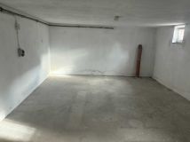 Lokal Łódź Górna, ul. Piaseczna. Zdjęcie 1