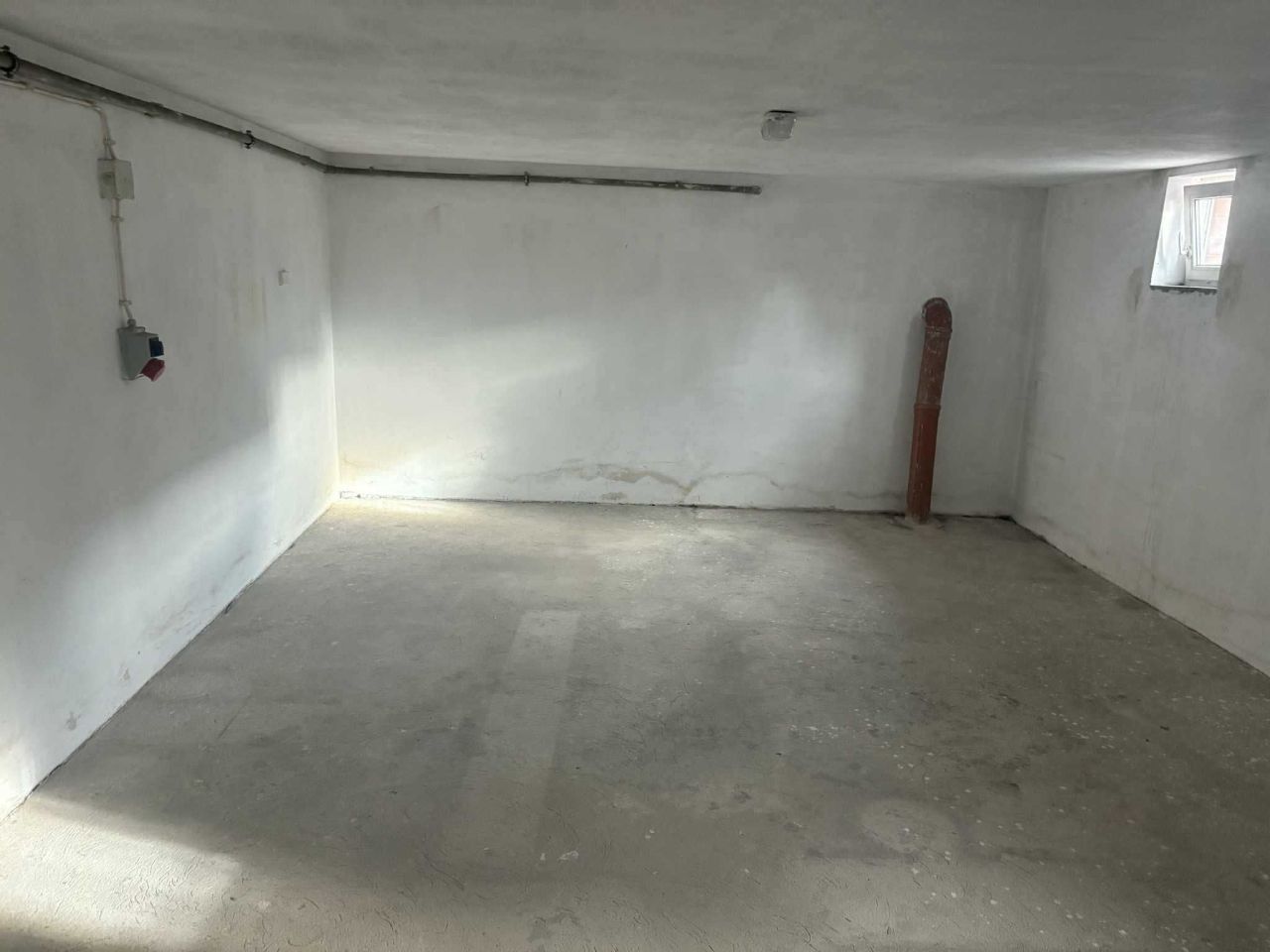 Lokal Łódź Górna, ul. Piaseczna. Zdjęcie 2