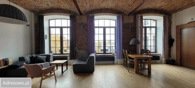 Mieszkanie 3-pokojowe Żyrardów, ul. Mały Rynek. Zdjęcie 1