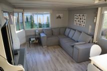 inny, 3 pokoje Józefów. Zdjęcie 4