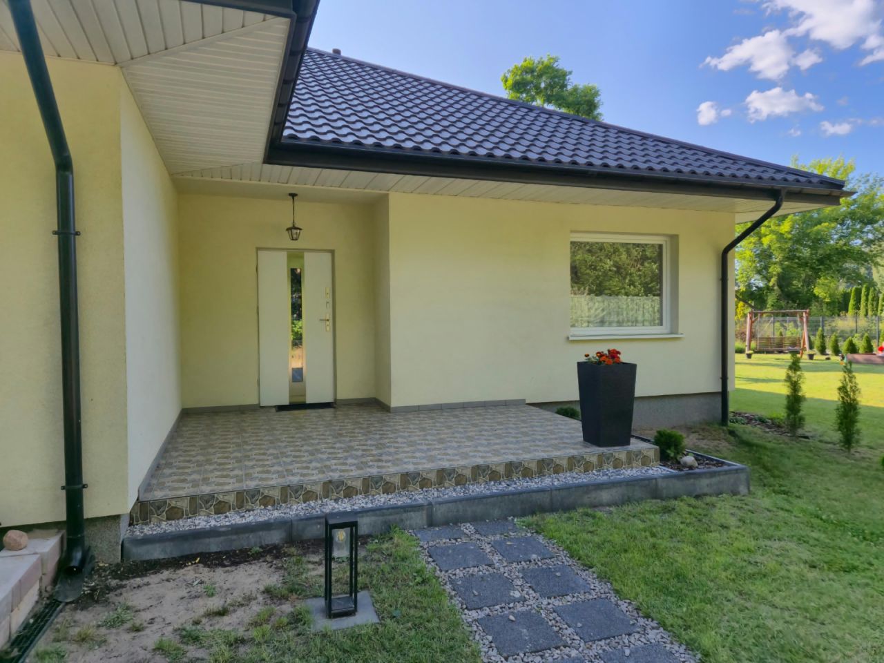 dom wolnostojący, 4 pokoje Borowa Góra, ul. Nasielska