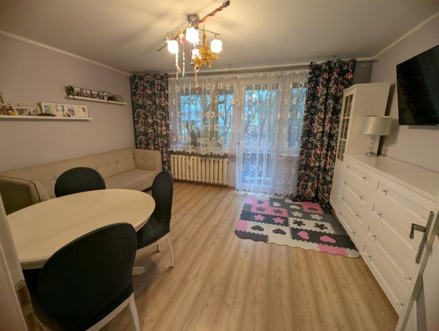 Mieszkanie 3-pokojowe Kielce Uroczysko, ul. Zofii Nałkowskiej. Zdjęcie 1