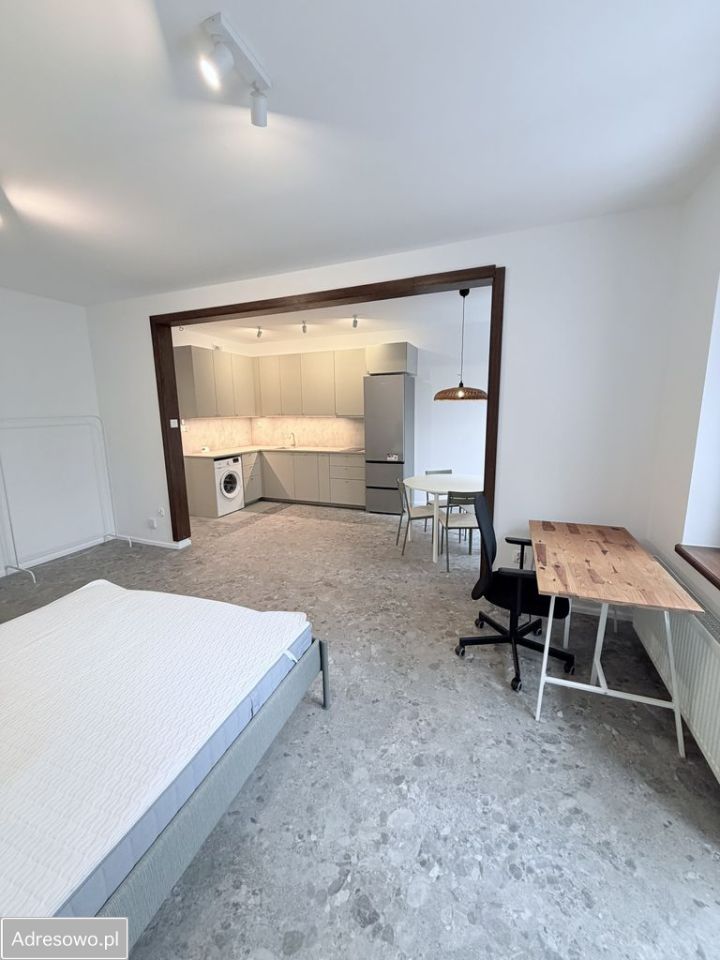 Mieszkanie 2-pokojowe Rzeszów Śródmieście, pl. Śreniawitów. Zdjęcie 2