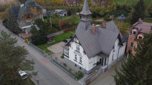 dom wolnostojący, 8 pokoi Głuchołazy Zdrój, ul. gen. Andersa. Zdjęcie 14