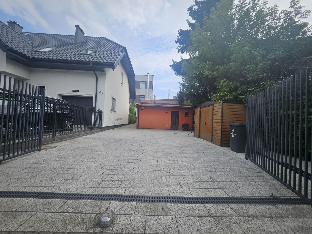 dom wolnostojący, 4 pokoje Łomianki Łomianki Górne, ul. 1 Maja