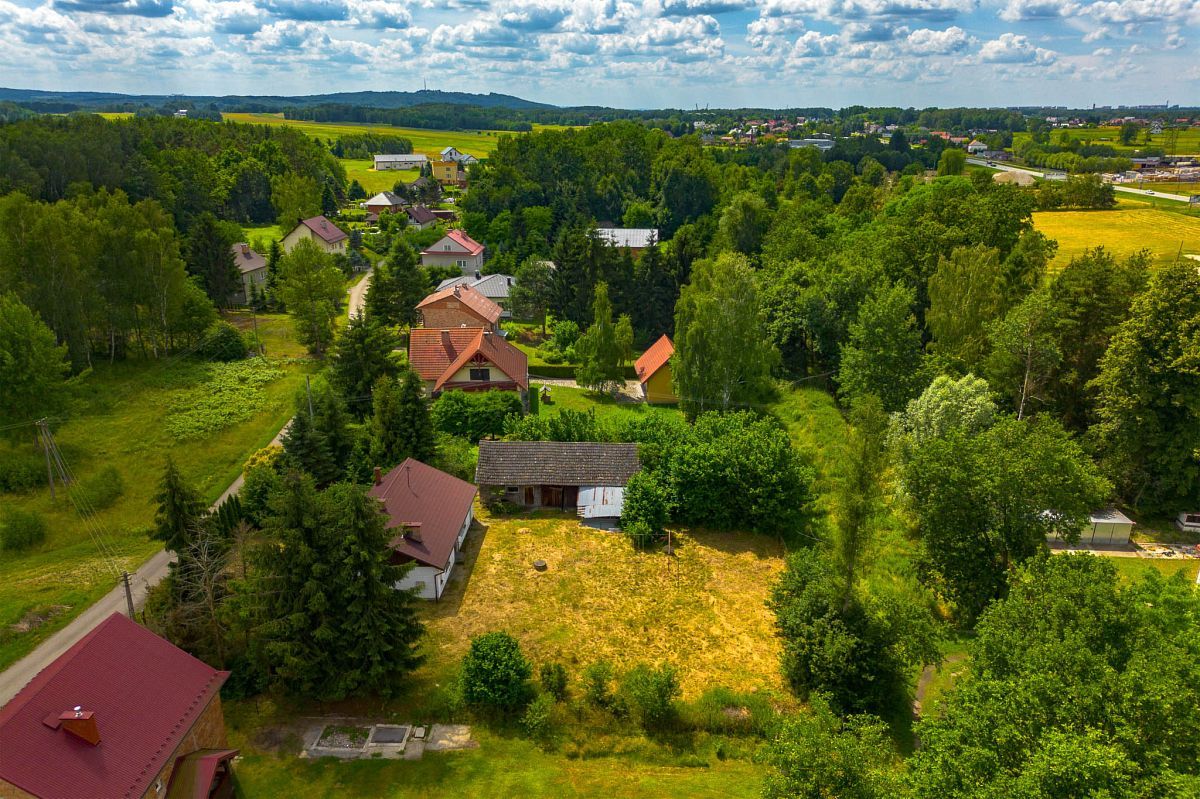dom wolnostojący, 5 pokoi Ładna. Zdjęcie 4